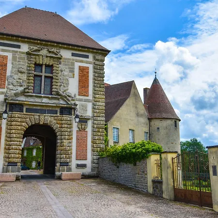 Beautiful Holiday Home In Pionsat Auvergne With Garden Pionsat