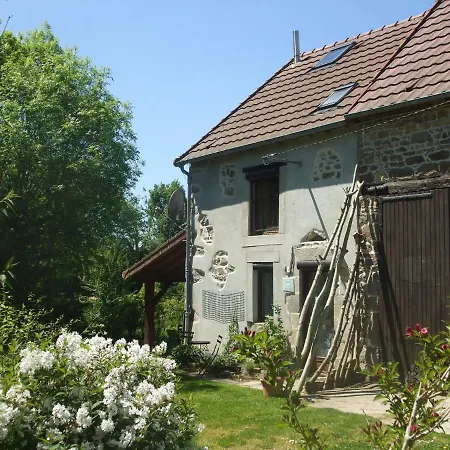 Beautiful Holiday Home In Pionsat Auvergne With Garden * Pionsat