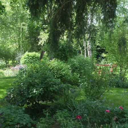Holiday home Beautiful Holiday Home In Pionsat Auvergne With Garden *